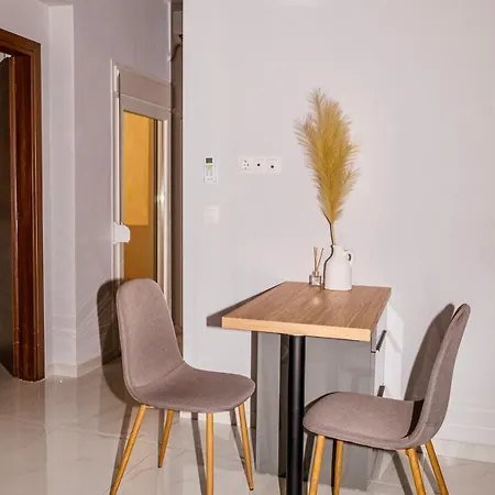 Appartement Cozy In The Center Thessaloniki